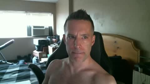 Snapshot of rustic_cuse_777 chatting on 10/15/25, 07:47 rustic_cuse_777 online show from 10/15/25, 07:47