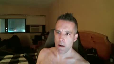 rustic_cuse_777 online show from 11/16/25, 05:02