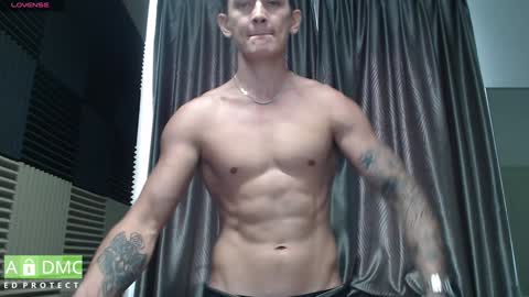 MillionDollarGuy online show from 01/21/25, 03:04