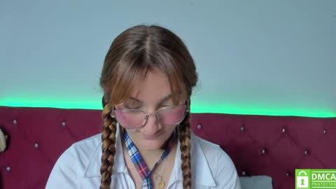 Ruth online show from 01/06/25, 03:51