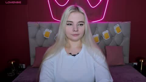 ruthbryant online show from 09/22/25, 01:29