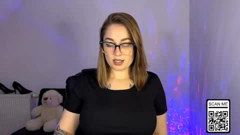 Nika online show from 11/10/25, 07:57