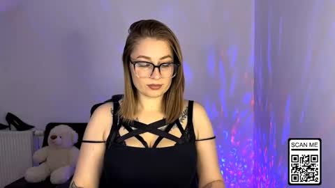 Nika online show from 11/12/25, 07:57