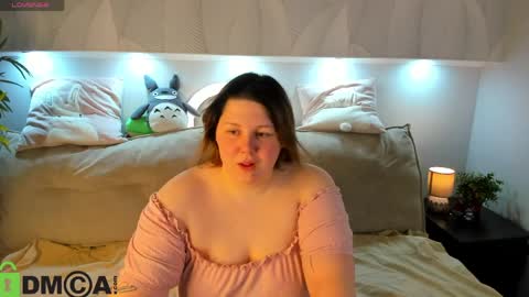 Snapshot of rutholiver chatting on 04/06/26, 01:03 Ruth GMT2 Mon 10 AM - 4 PM Tue 10 AM - 4 PM Thu 3-9 AM Fri 10 AM - 4 PM Sun 10 AM - 4 PM. online show from 04/06/26, 01:03