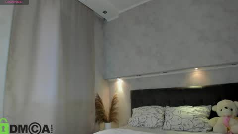 Snapshot of rutholiver chatting on 05/01/26, 01:10 Ruth GMT2 Mon 10 AM - 4 PM Tue 10 AM - 4 PM Thu 3-9 AM Fri 10 AM - 4 PM Sun 10 AM - 4 PM. online show from 05/01/26, 01:10