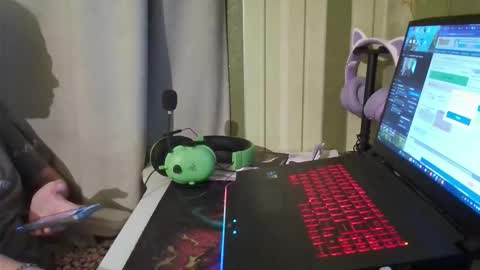 Snapshot of ruthsimp chatting on 11/30/25, 12:09 Tanyushka online show from 11/30/25, 12:09