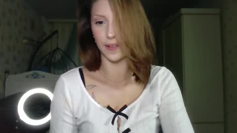 Snapshot of ruxashade chatting on 11/27/25, 12:18 ruxashade online show from 11/27/25, 12:18