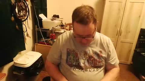 rwzar_0712 online show from 10/17/25, 04:15