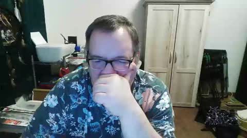 rwzar_0712 online show from 11/21/25, 12:10