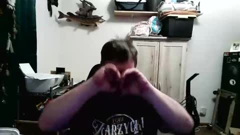Snapshot of rwzar_1965 chatting on 04/08/26, 02:44 rwzar_1965 online show from 04/08/26, 02:44