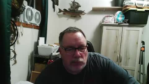 Snapshot of rwzar_1965 chatting on 06/15/26, 04:36 rwzar_1965 online show from 06/15/26, 04:36