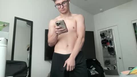 Snapshot of ryan287747 chatting on 11/24/25, 07:46 ryan online show from 11/24/25, 07:46