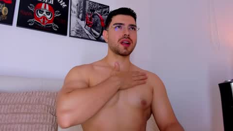 Ryan  online show from 11/03/25, 05:42