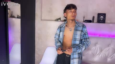 ryan_donovan online show from 05/23/26, 08:29