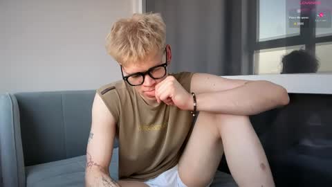 Snapshot of ryan_jeh chatting on 05/19/26, 02:12 Kevin online show from 05/19/26, 02:12