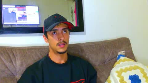 Snapshot of ryan_maxy chatting on 09/23/25, 01:19 ryan online show from 09/23/25, 01:19