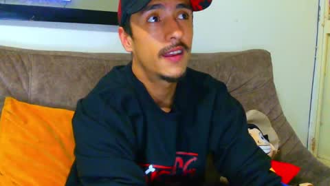 Snapshot of ryan_maxy chatting on 09/24/25, 07:01 ryan online show from 09/24/25, 07:01