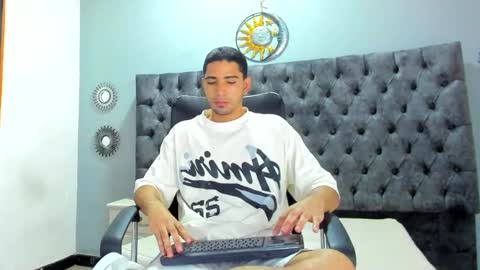 Snapshot of ryan_paterson chatting on 01/16/25, 09:40 Ryan online show from 01/16/25, 09:40