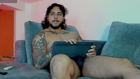 Snapshot of ryan_warren18 chatting on 03/12/26, 05:46 RYAN online show from 03/12/26, 05:46