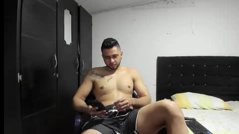 ryan_xc1 online show from 11/07/25, 02:33