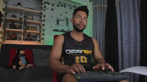 ryanboy30 online show from 11/21/25, 09:02