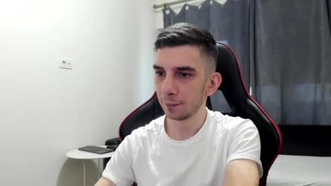 Snapshot of ryandusk chatting on 03/05/25, 02:34 Andrew C. online show from 03/05/25, 02:34