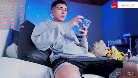 Ryannhill  online show from 09/15/25, 07:41