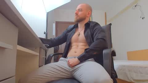 Ryanstone  online show from 03/16/26, 05:44