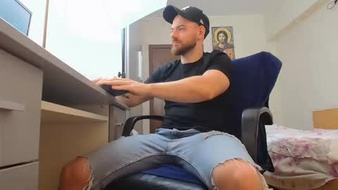Ryanstone  online show from 06/10/26, 07:18