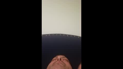 Snapshot of ryeryew chatting on 12/14/25, 07:25 ryeryew online show from 12/14/25, 07:25