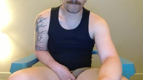 Snapshot of rylancolt chatting on 09/17/25, 02:35 Rylan Colte online show from 09/17/25, 02:35