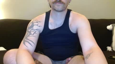 Snapshot of rylancolt chatting on 10/16/25, 04:02 Rylan Colte online show from 10/16/25, 04:02