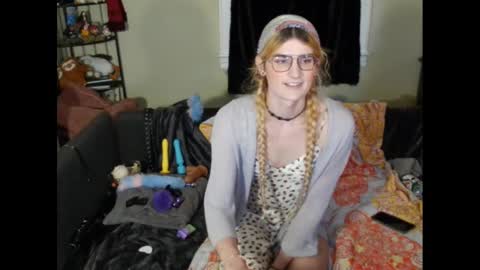 Ryn Michele online show from 12/23/24, 10:01