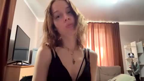 ryni online show from 07/27/26, 08:32