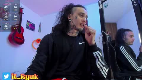 Snapshot of ryuk_it chatting on 01/07/25, 11:16 leopmonk help me reach 100 thumbs up online show from 01/07/25, 11:16