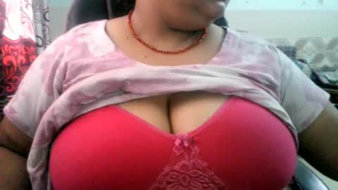 HotLovers online show from 05/21/26, 06:53