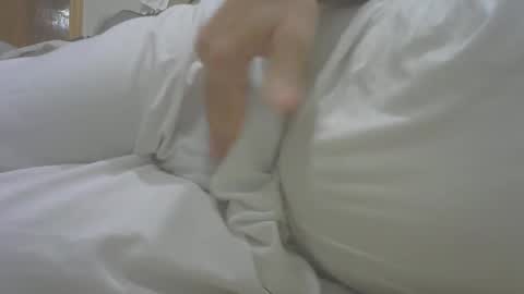 Snapshot of s201174370 chatting on 04/09/26, 06:46 Cloney online show from 04/09/26, 06:46