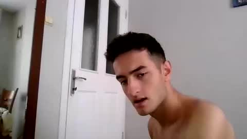 Snapshot of s2ici chatting on 10/17/25, 07:33 s2ici online show from 10/17/25, 07:33