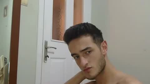 Snapshot of s2ici chatting on 10/26/25, 08:59 s2ici online show from 10/26/25, 08:59