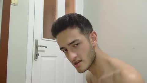 Snapshot of s2ici chatting on 11/10/25, 09:03 s2ici online show from 11/10/25, 09:03