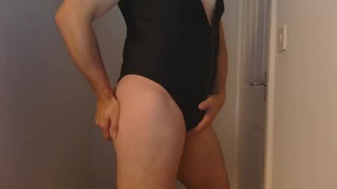 s33you123 online show from 12/20/24, 03:21