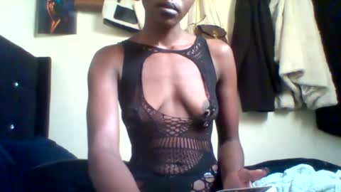 Snapshot of s3xym3lanin chatting on 06/14/26, 12:51 s3xym3lanin online show from 06/14/26, 12:51