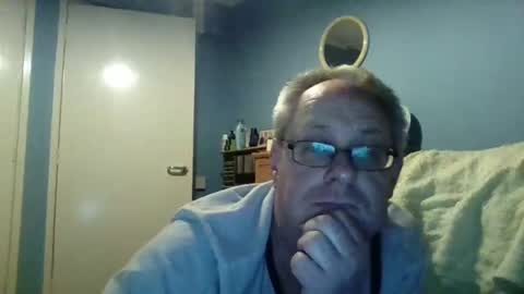 Snapshot of s536sny18 chatting on 02/16/25, 07:05 s536sny18 online show from 02/16/25, 07:05