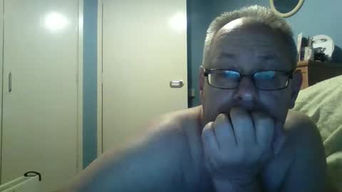 Snapshot of s536sny18 chatting on 11/07/25, 11:05 s536sny18 online show from 11/07/25, 11:05