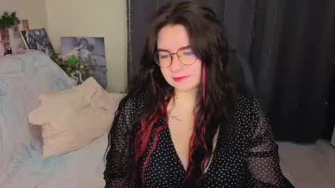 Kate online show from 06/19/26, 07:28