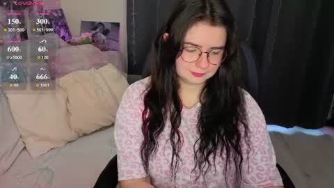 Kate online show from 07/04/26, 12:33