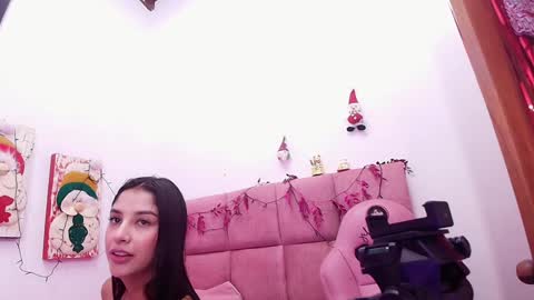 Samantha online show from 01/08/25, 02:57
