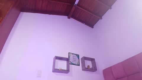 Samantha online show from 01/21/25, 03:04