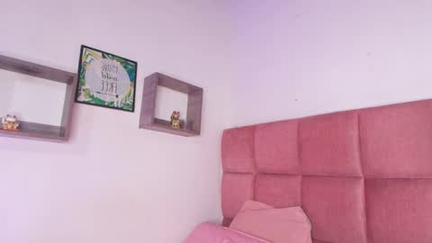 Samantha online show from 02/12/25, 03:18