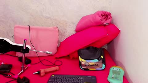s_sofia_ online show from 01/31/25, 07:18